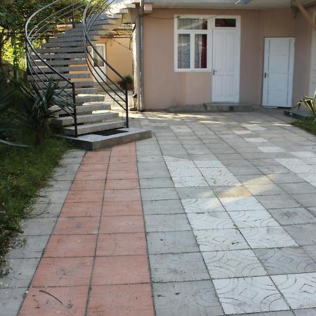 Iren Apartment บาทูมิ ภายนอก รูปภาพ